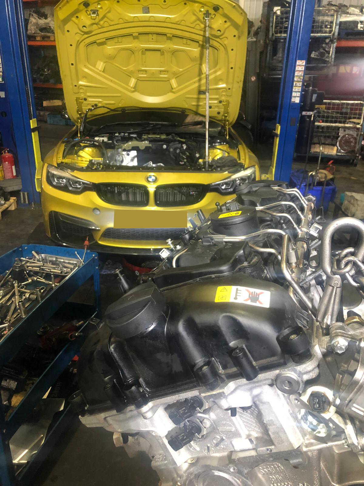 Removed engine on cart