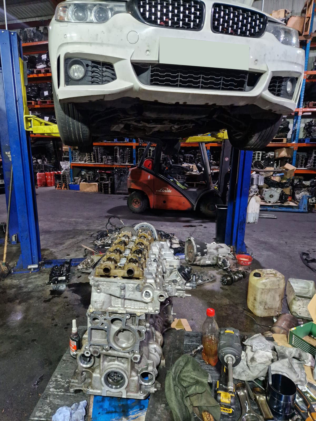 BMW engine swap disassembly area